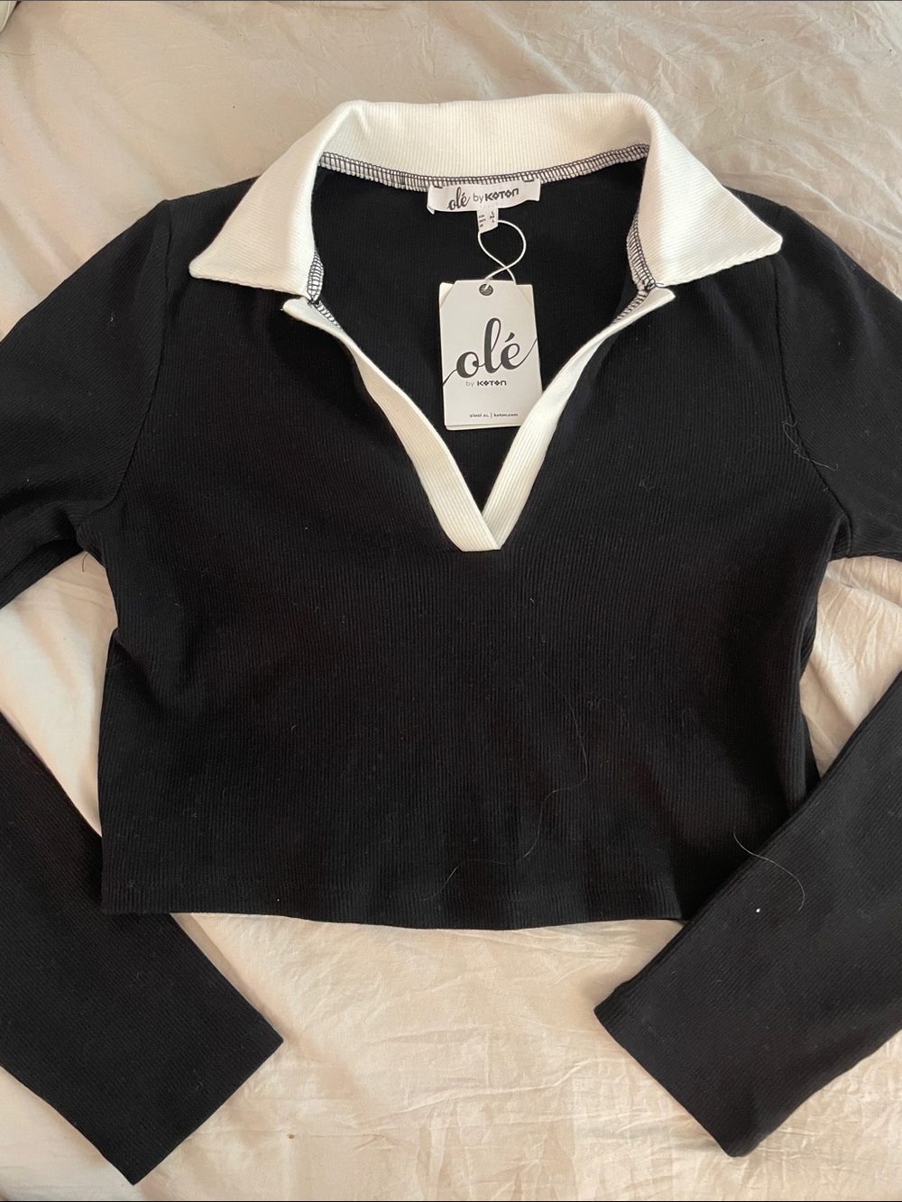 KOTON CROP RIBBED POLO COLLARED TOP NWT. SZ M L.